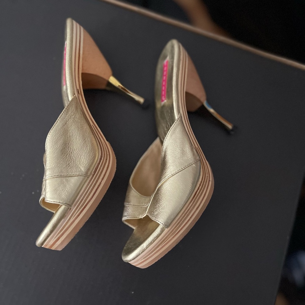 Bordello Polly Mules Size 10 Gold